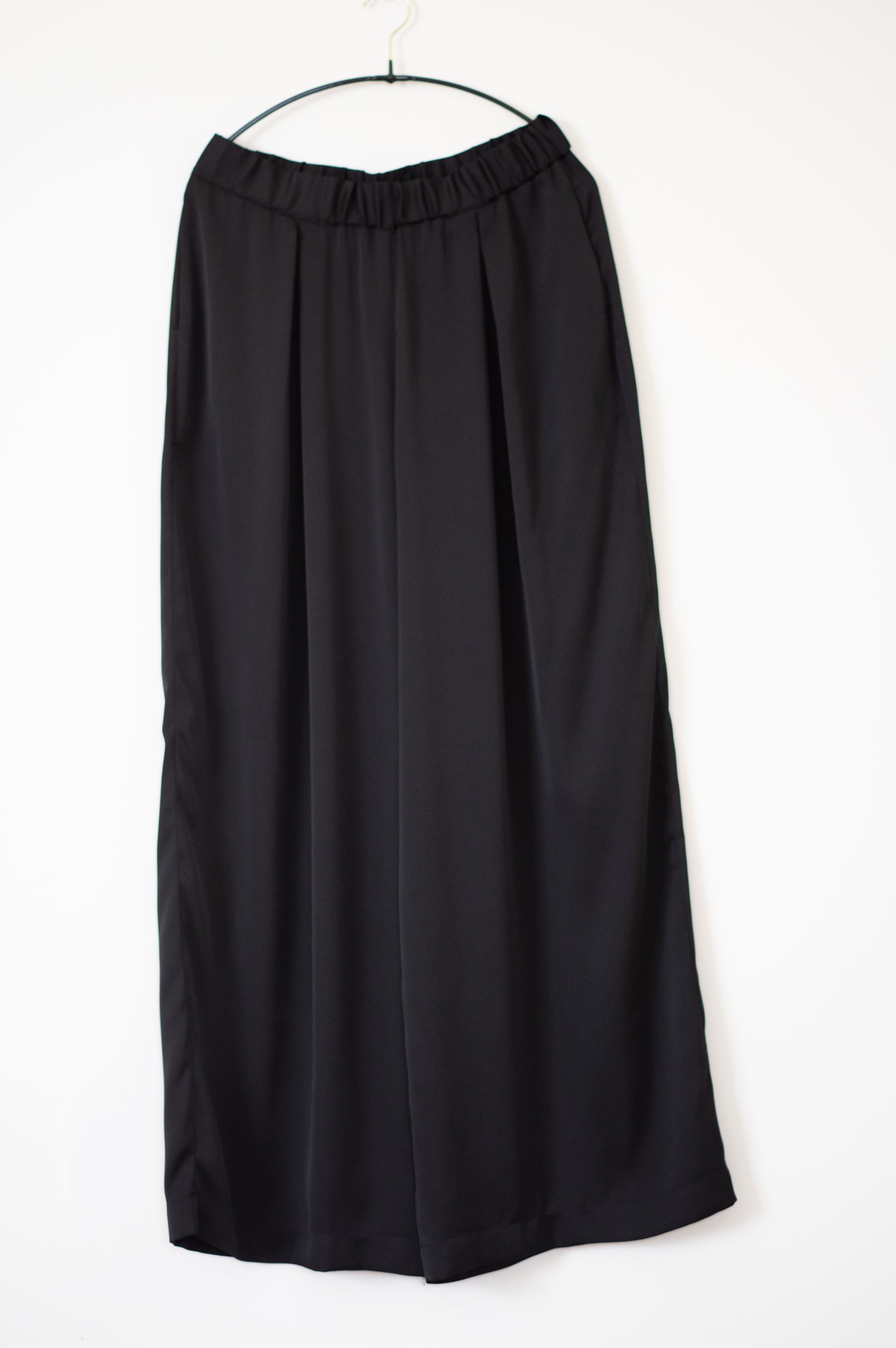 Wide pants